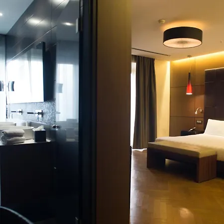 Divina Luxury 4* 罗马