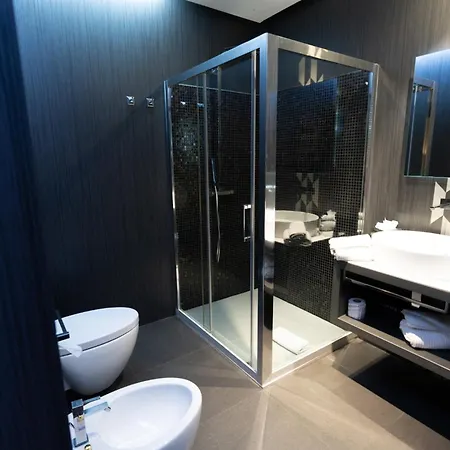 Hotell Divina Luxury