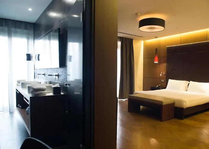 Divina Luxury 4* Rome