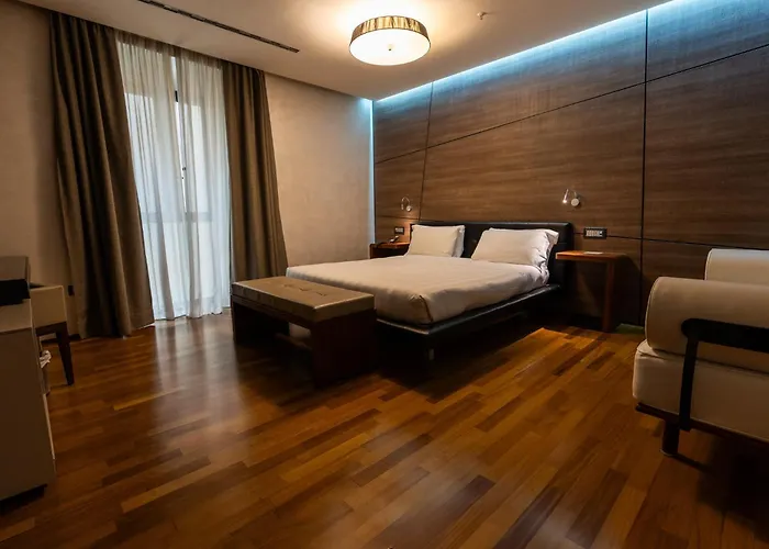 Hotel Divina Luxury 4*